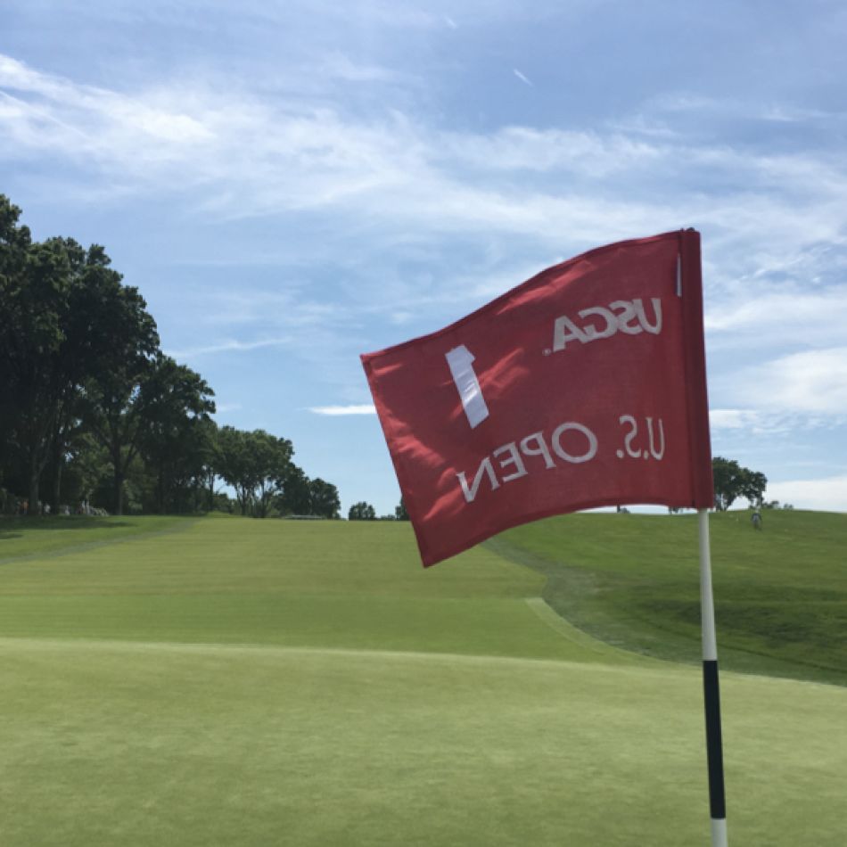 PGA Tour player plays in the final group on Sunday 2016 US Open